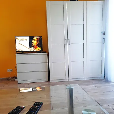 Apartament Andrassy With Inside Parking