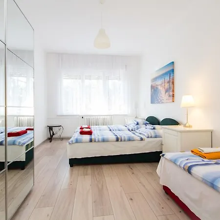 Andrassy With Inside Parking Apartament Budapeszt
