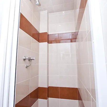 Andrassy With Inside Parking Boedapest